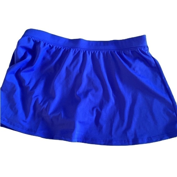 Swim skirt by Caribbean Joe. Size 10. - Picture 5 of 10